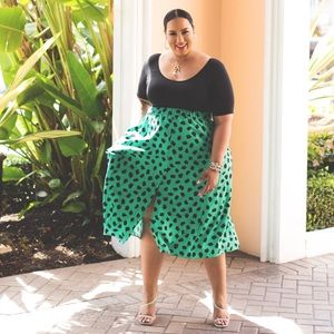 Beauticurve Lane Bryant green skirt